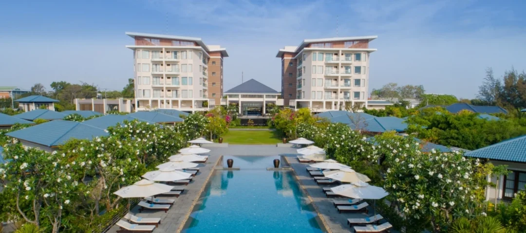 Top 10 Khách Sạn Phan Rang Gần Biển Ninh Chữ