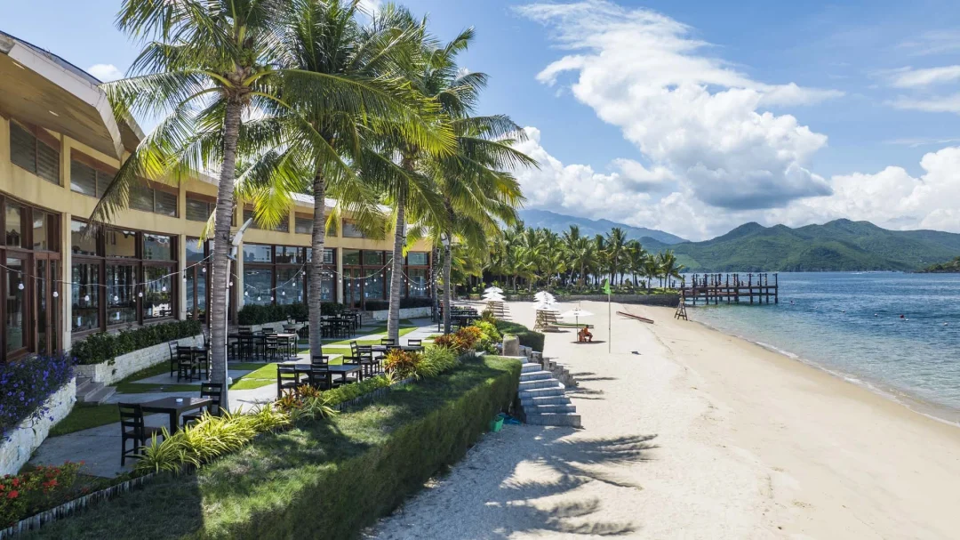 Top 10 Khách Sạn Nha Trang Đáng Ở Nhất