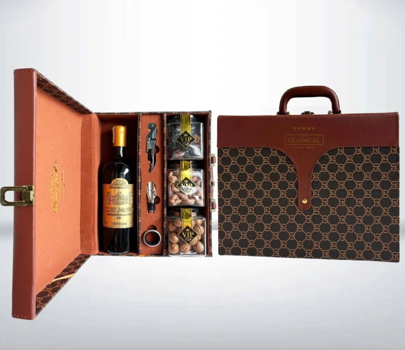 Mẫu hộp quà Tết - Hộp vali cao cấp bọc da quà Tết đối tác VIP