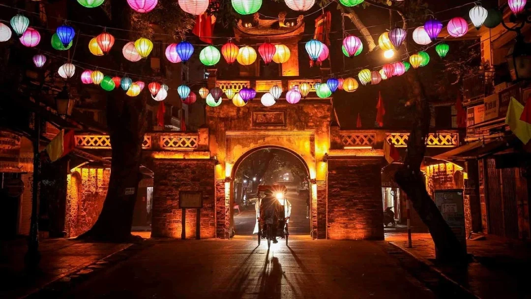 Phố cổ Hội An đèn lồng về đêm
