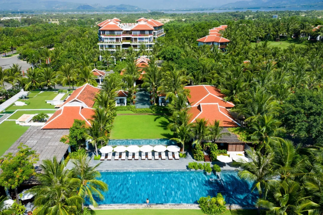 Top 10 Khách Sạn Nha Trang Đáng Ở Nhất