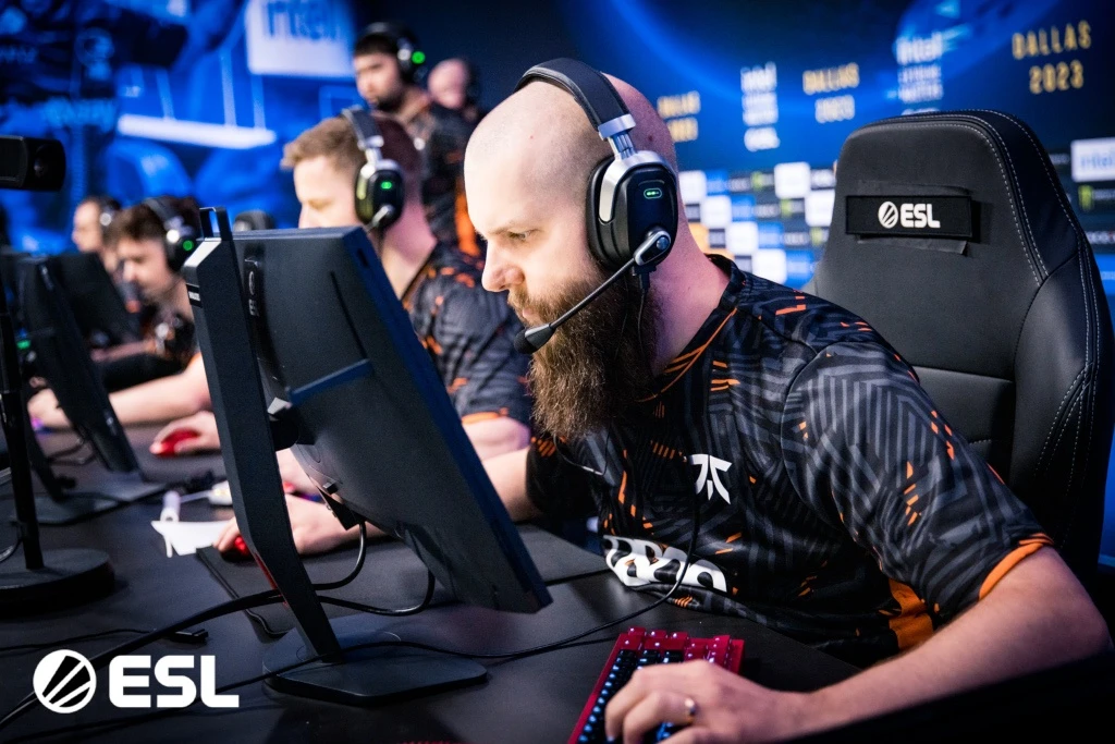 Top 10 tuyển thủ Esport vĩ đại nhất mọi thời đại